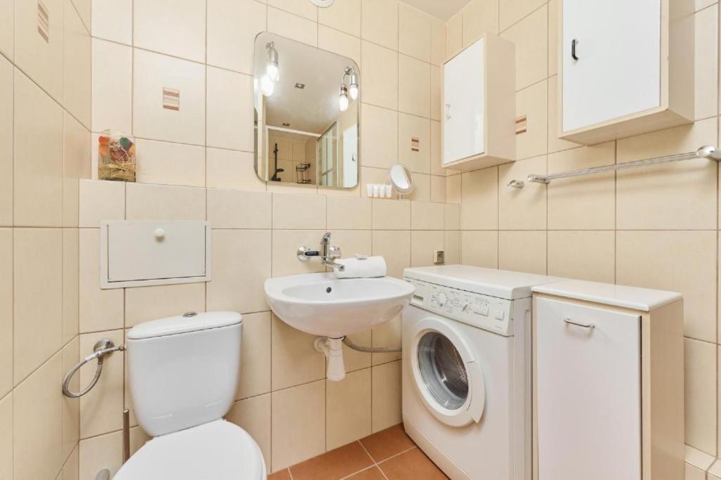 Apartment Klobucka Warsawa Bagian luar foto
